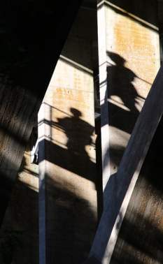 F1002   Arne Behrens   Bridgewalking